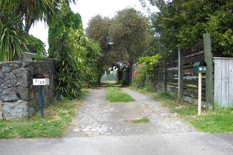 Photo of property in 2/23 Kapuka Road, Mangere Bridge, Auckland, 2022