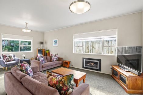 Photo of property in 47 Mclean Street, Strandon, New Plymouth, 4312