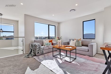 Photo of property in 11 Keiha Crescent, Massey, Auckland, 0614