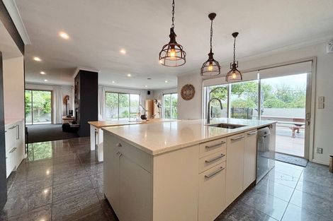 Photo of property in 68 Coolspring Way, Redwood, Christchurch, 8051