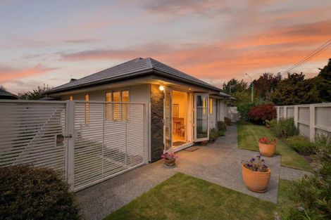 Photo of property in 30 Mary Street, Papanui, Christchurch, 8053