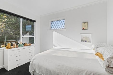 Photo of property in 49 Queens Road, Glen Avon, New Plymouth, 4312