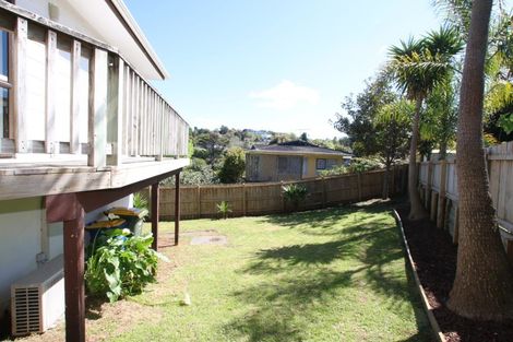 Photo of property in 13 Montclair Rise, Browns Bay, Auckland, 0630