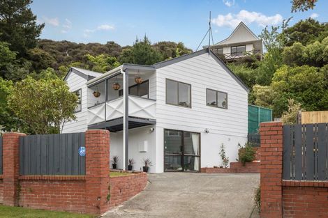 Photo of property in 67 Omapere Street, Whitby, Porirua, 5024