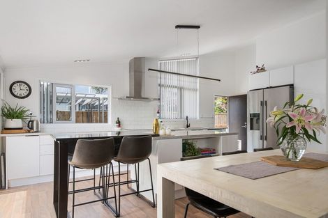 Photo of property in 11 Icarus Place, Sunnybrook, Rotorua, 3015