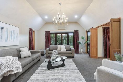Photo of property in 5 Abbotts Place, Avonhead, Christchurch, 8042