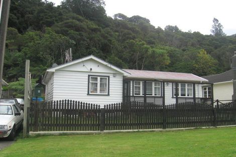 Photo of property in 43 Hair Street, Wainuiomata, Lower Hutt, 5014