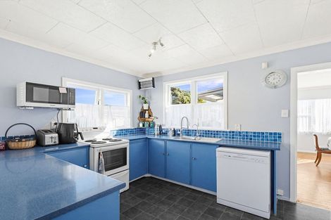 Photo of property in 63 Bamber Street, Castlecliff, Whanganui, 4501