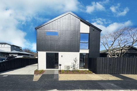 Photo of property in 12 Roxburgh Street, Sydenham, Christchurch, 8023