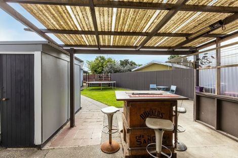 Photo of property in 10 Wallis Place, Onekawa, Napier, 4110