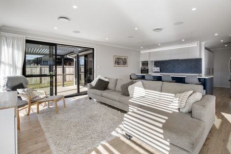 Photo of property in 57 Lisle Farm Drive, Pukekohe, 2120