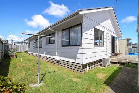 Photo of property in 12a Warriston Avenue, Waiuku, 2123