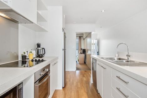 Photo of property in 314/332 Maunganui Road, Mount Maunganui, 3116