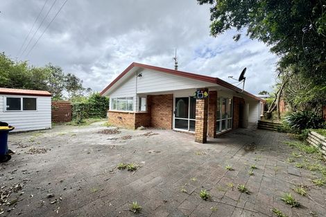 Photo of property in 6 Porter Avenue, Te Atatu South, Auckland, 0610