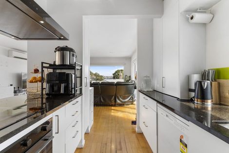 Photo of property in 47 Huka Road, Birkenhead, Auckland, 0626