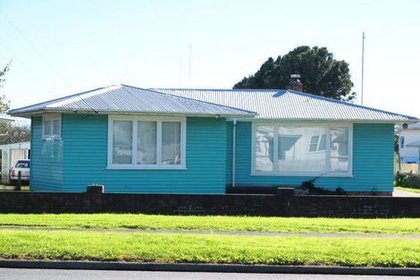 Photo of property in 429 Massey Road, Mangere East, Auckland, 2024