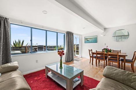 Photo of property in 285 Clifton Road, Te Awanga, 4102