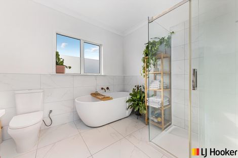 Photo of property in 49d Martyn Street, Waiuku, 2123