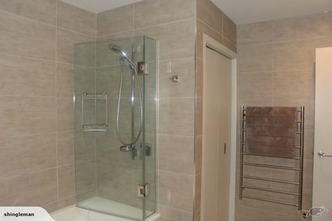 Photo of property in 11 The Mall, Mount Maunganui, 3116