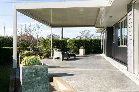 Photo of property in 155 Arataki Road, Havelock North, 4130
