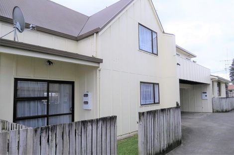 Photo of property in 3 Inverness Avenue, Hamilton East, Hamilton, 3216