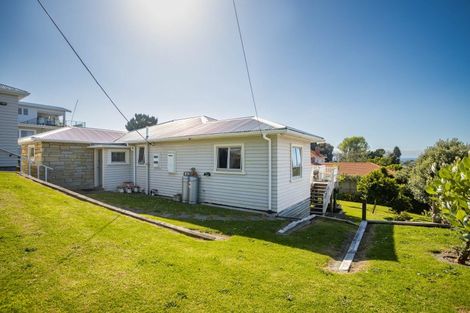Photo of property in 8 Lismore Street, Strandon, New Plymouth, 4312