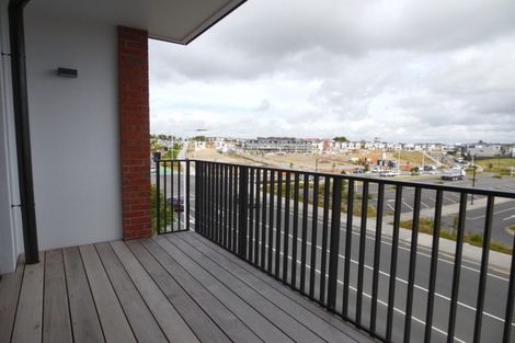 Photo of property in 204/77 Hobsonville Point Road, Hobsonville, Auckland, 0616