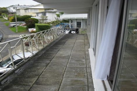 Photo of property in 41 Halifax Street, Kingston, Wellington, 6021