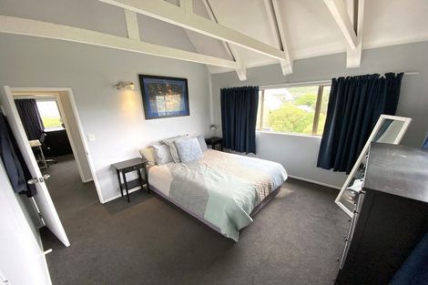 Photo of property in 3 Cassis Place, Crofton Downs, Wellington, 6035