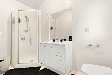 Photo of property in 70 Malaspina Place, Papatoetoe, Auckland, 2025