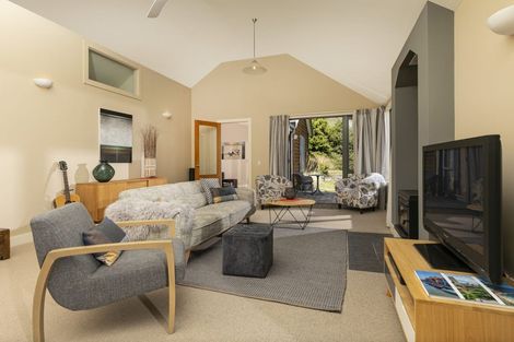 Photo of property in 121 Meadowstone Drive, Wanaka, 9305