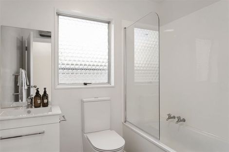 Photo of property in 409 Gloucester Street, Taradale, Napier, 4112