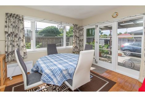 Photo of property in 19 Moreland Avenue, Papanui, Christchurch, 8053