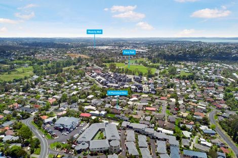 Photo of property in 18 Plumstead Rise, Glen Eden, Auckland, 0602