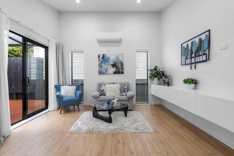 Photo of property in 3b Matakohe Road, Westgate, Auckland, 0814