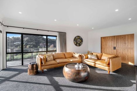 Photo of property in 1 Shakespeare Road, Bastia Hill, Whanganui, 4500