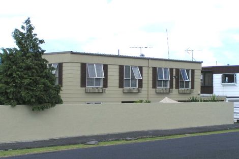 Photo of property in 1/19 Richmond Avenue, Northcote Point, Auckland, 0627