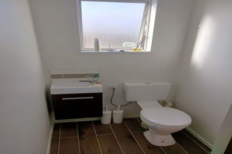 Photo of property in 7 Delaware Crescent, Russley, Christchurch, 8042