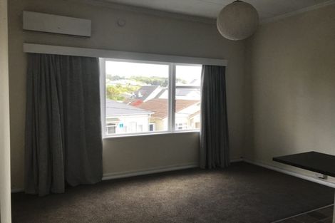 Photo of property in 77 Constable Street, Newtown, Wellington, 6021