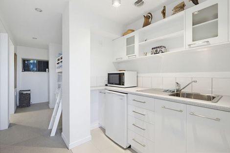 Photo of property in 6 Rowling Road, Kaiteriteri, Motueka, 7197