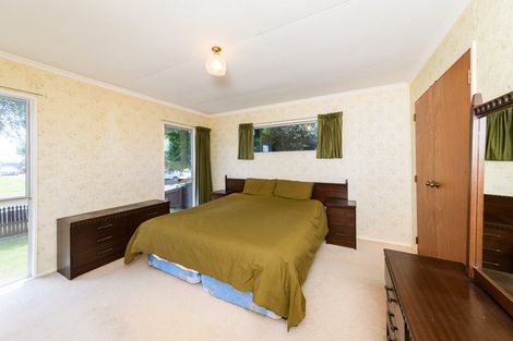 Photo of property in 46 Hillcrest Drive, Kelvin Grove, Palmerston North, 4414