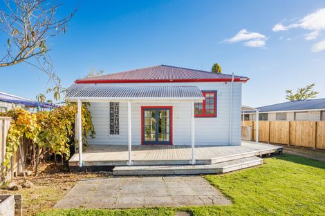 Photo of property in 28 Alexander Street, Awapuni, Palmerston North, 4412