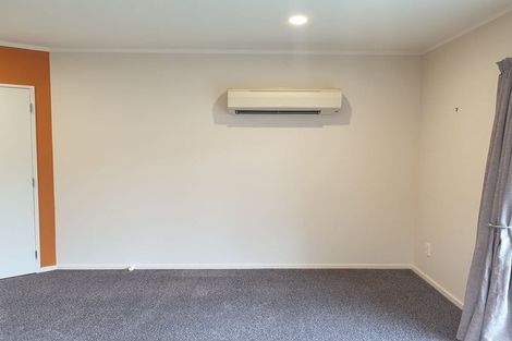 Photo of property in 19a Betty Watt Grove, Riverstone Terraces, Upper Hutt, 5018