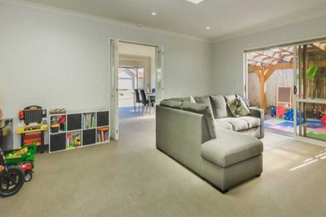 Photo of property in 34 Regent Drive, Paraparaumu Beach, Paraparaumu, 5032