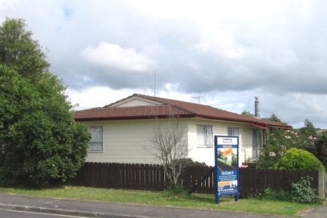 Photo of property in 25 Katrina Place, Massey, Auckland, 0614