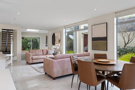 Photo of property in 32b Glandovey Road, Fendalton, Christchurch, 8052