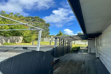 Photo of property in 24 Garton Drive, Massey, Auckland, 0614