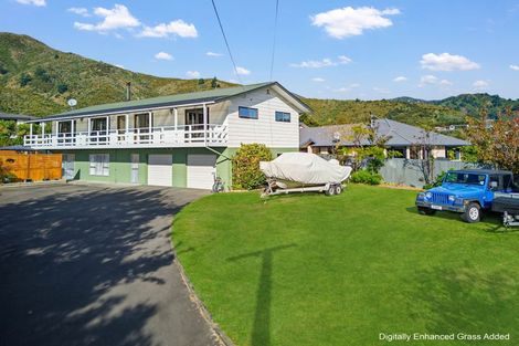Photo of property in 296 Waikawa Road, Waikawa, Picton, 7220