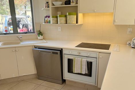 Photo of property in 2/28 Derby Street, St Albans, Christchurch, 8014