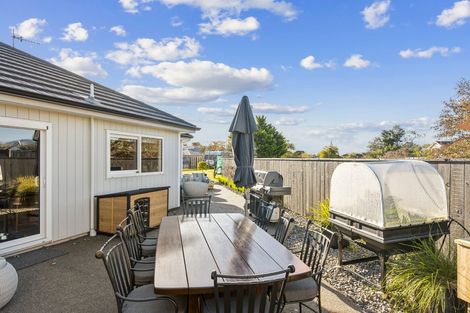 Photo of property in 155 Guildford Drive, Paraparaumu Beach, Paraparaumu, 5032